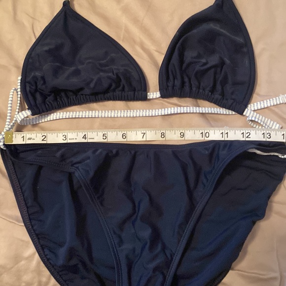 Swimsuit - Picture 3 of 5